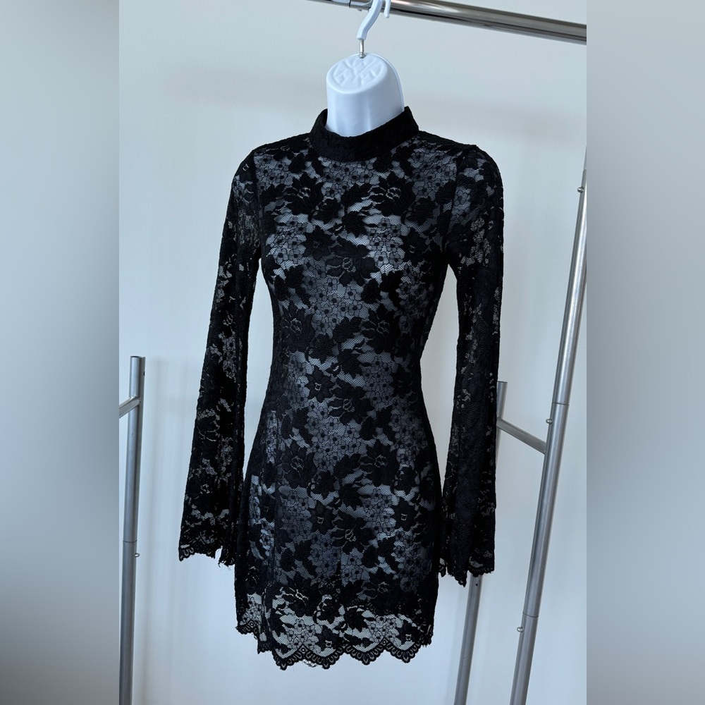 Black Lace Mini Dress - Finesse